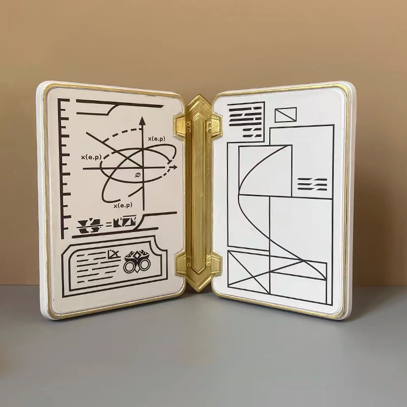 ملابس تنكرية لنسبة الطبيب فيري - مراجعة Cosplay Prop Book وسعره